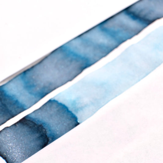 Diamine Ink-vent Purple Edition 2023 Fountain Pen Ink - Blizzard