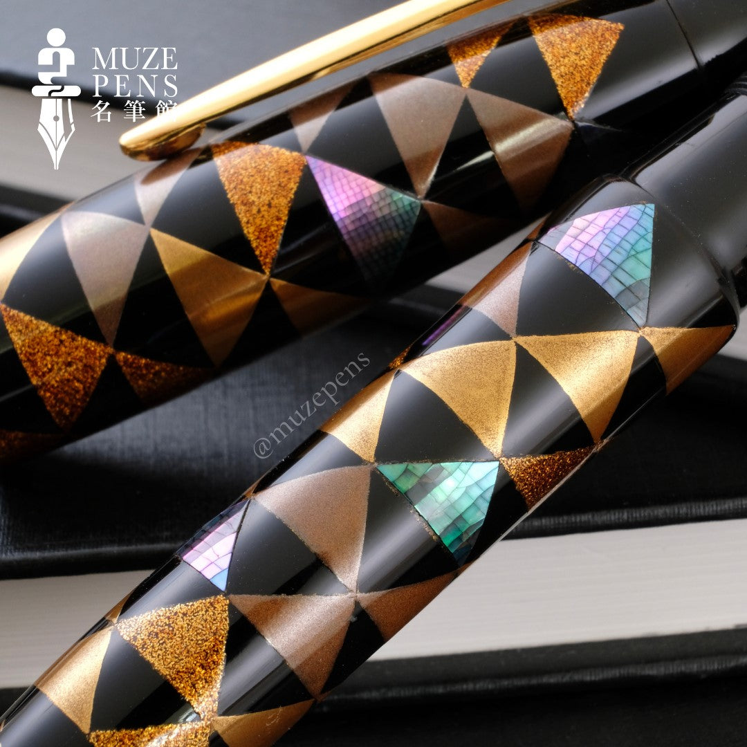 Platinum Izumo Kaga Maki-e Fountain Pen - Urokomon