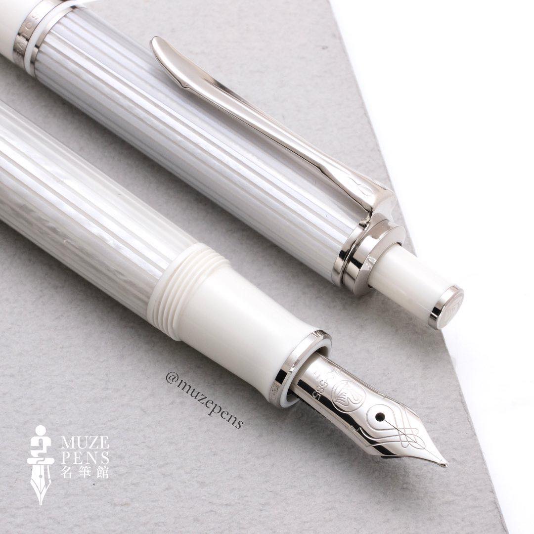 Pelikan M405 Fountain Pen - Silver & White 百利金 M405鋼筆 - 銀白條紋