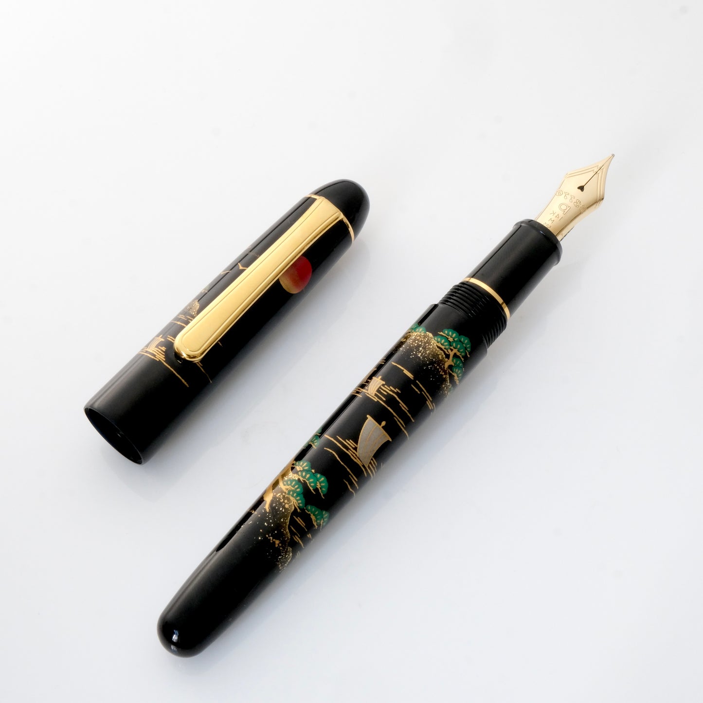 Platinum 3776 Century Urushi Maki-E Fountain Pen - Sansui