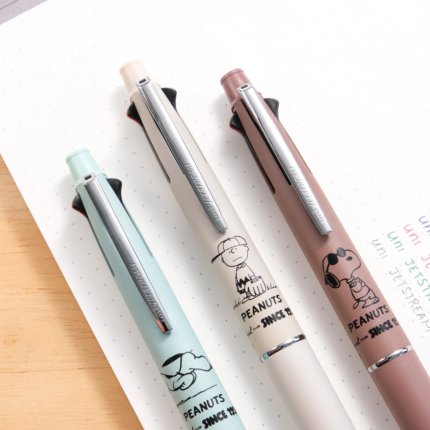 Uni Jetstream Snoopy 75th Anniversary 4+1 Ballpoint + Mechanical Pencil - Charlie Brown Greige