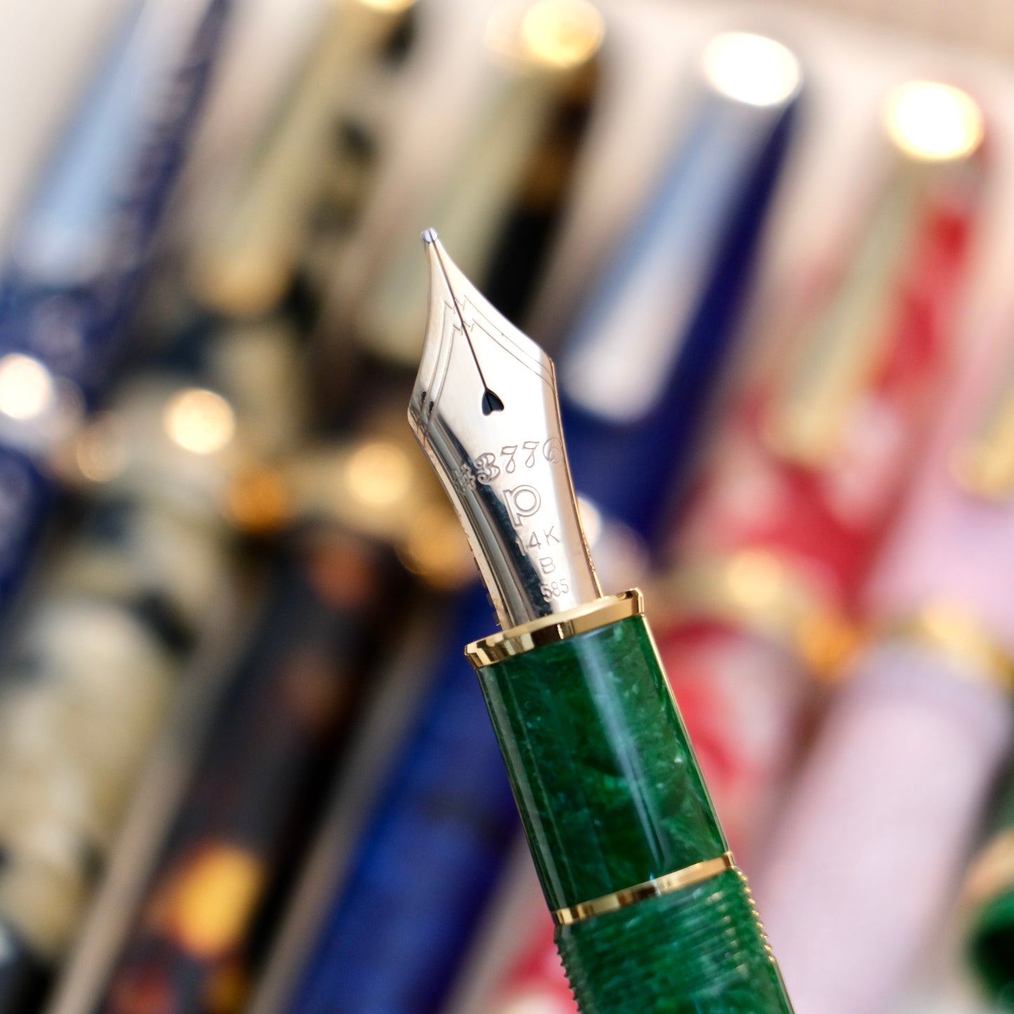 Platinum 3776 Celluloid Fountain Pen - Sakura