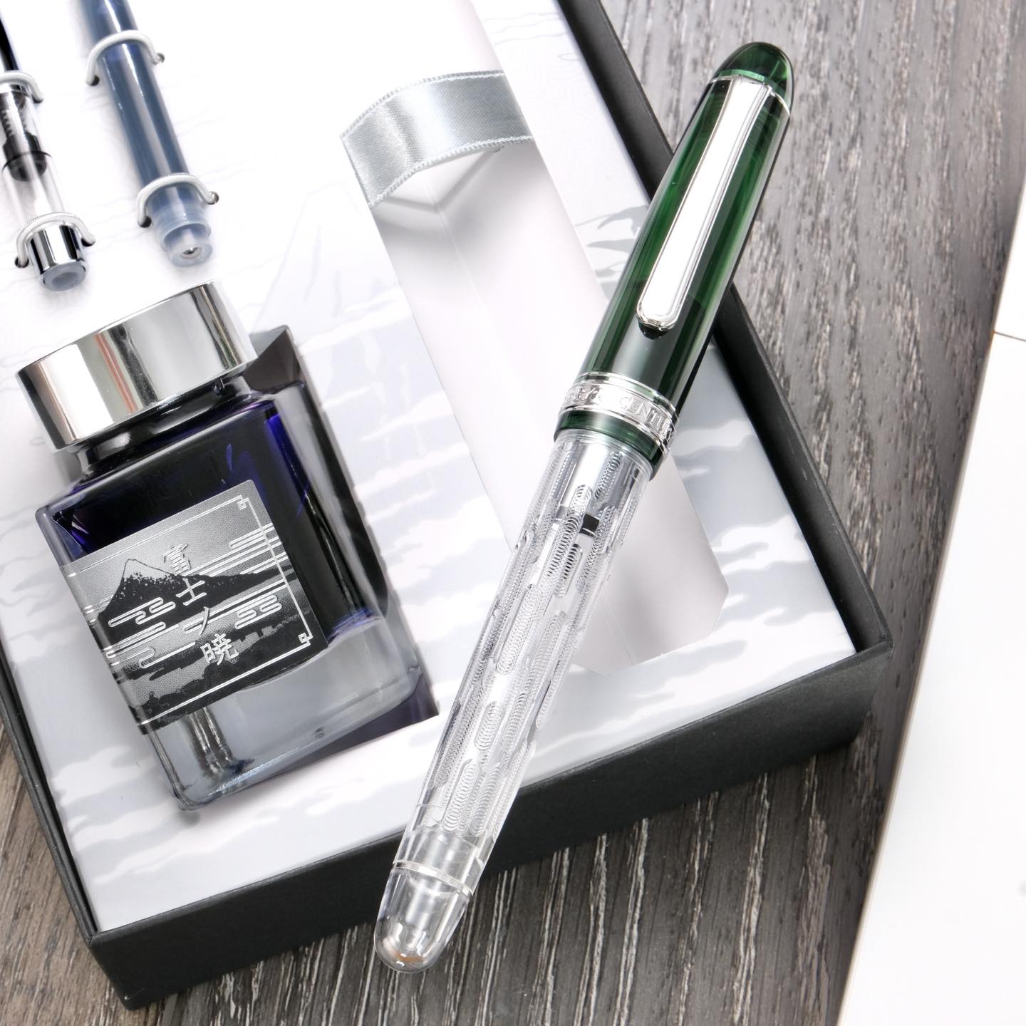 Platinum 3776 2nd Fuji Unkei Fountain Pen - Kasumi (2024 Limited Edition)