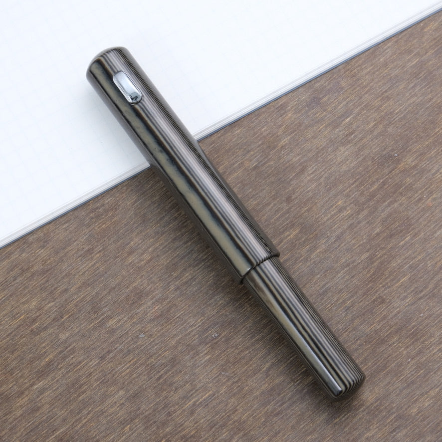 Fine Writing Int. Pencket Fountain Pen - Biotite