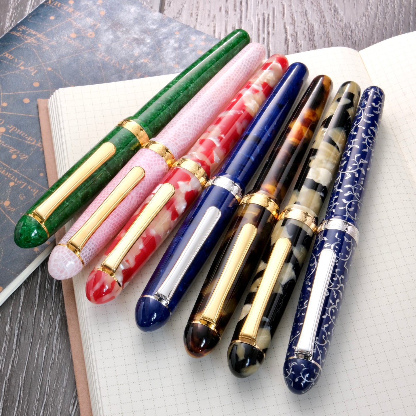 Platinum 3776 Celluloid Fountain Pen - Koi