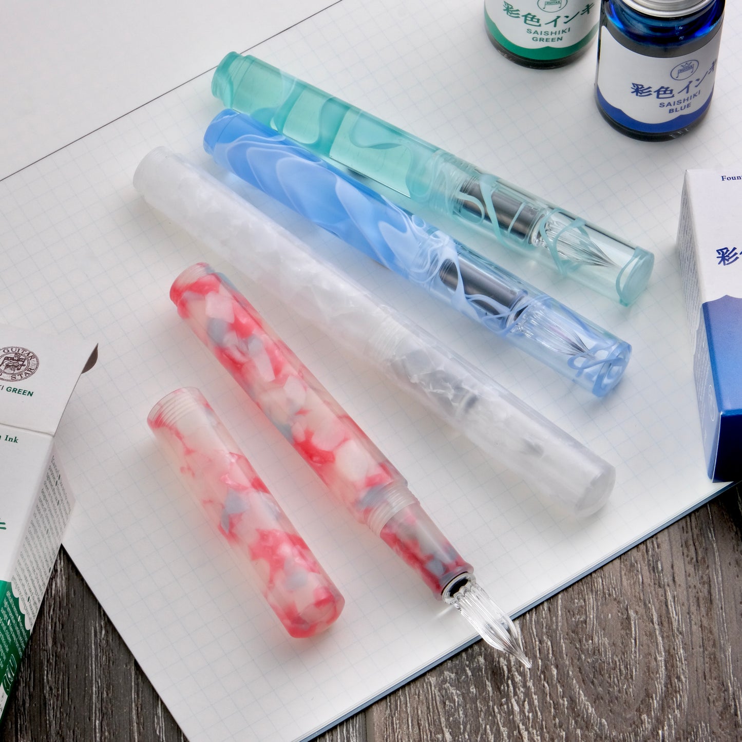 Teranishi Chemical Industry Guitar Glass Pen - Jelly Red