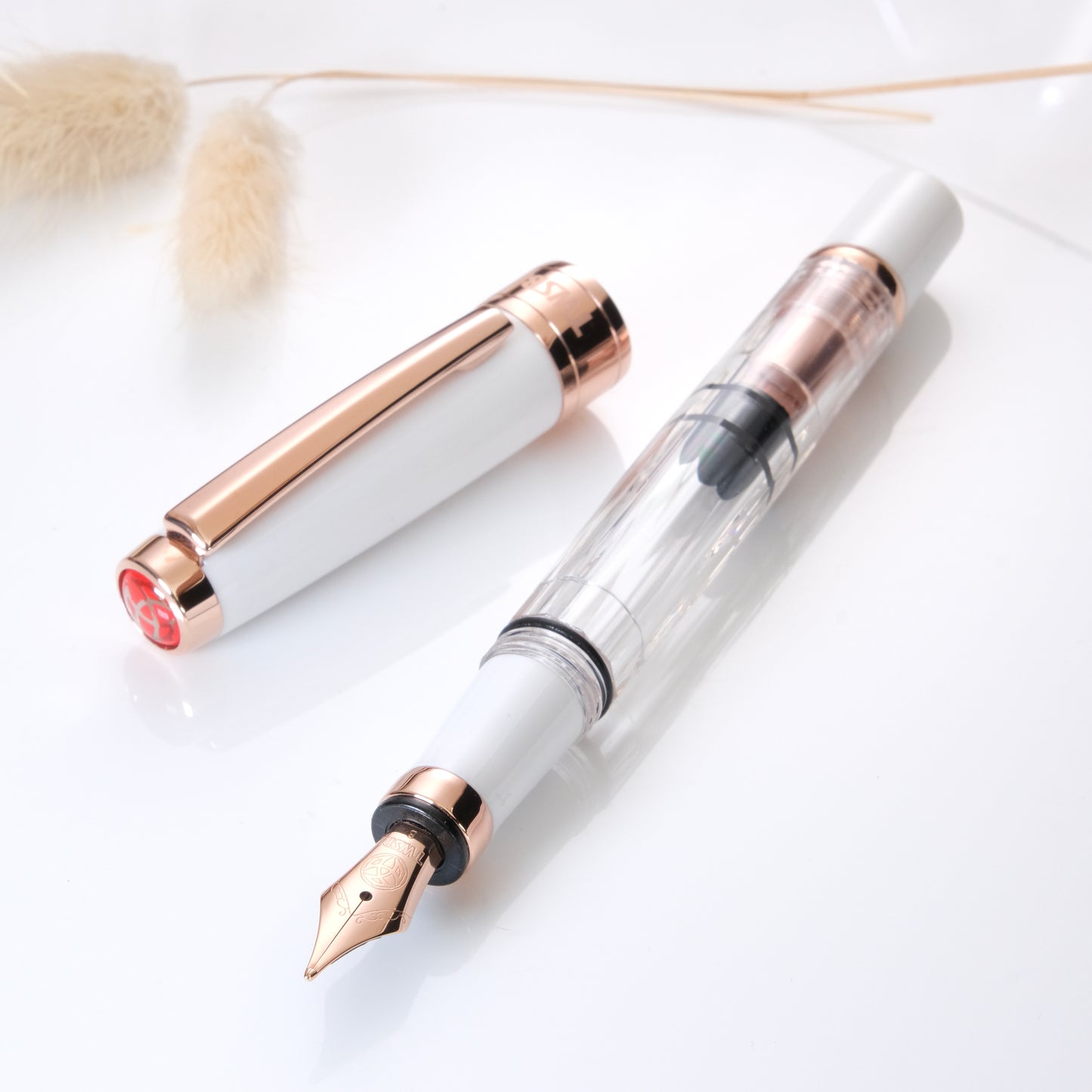 TWSBI Diamond 580 Fountain Pen - White Rose-Gold II