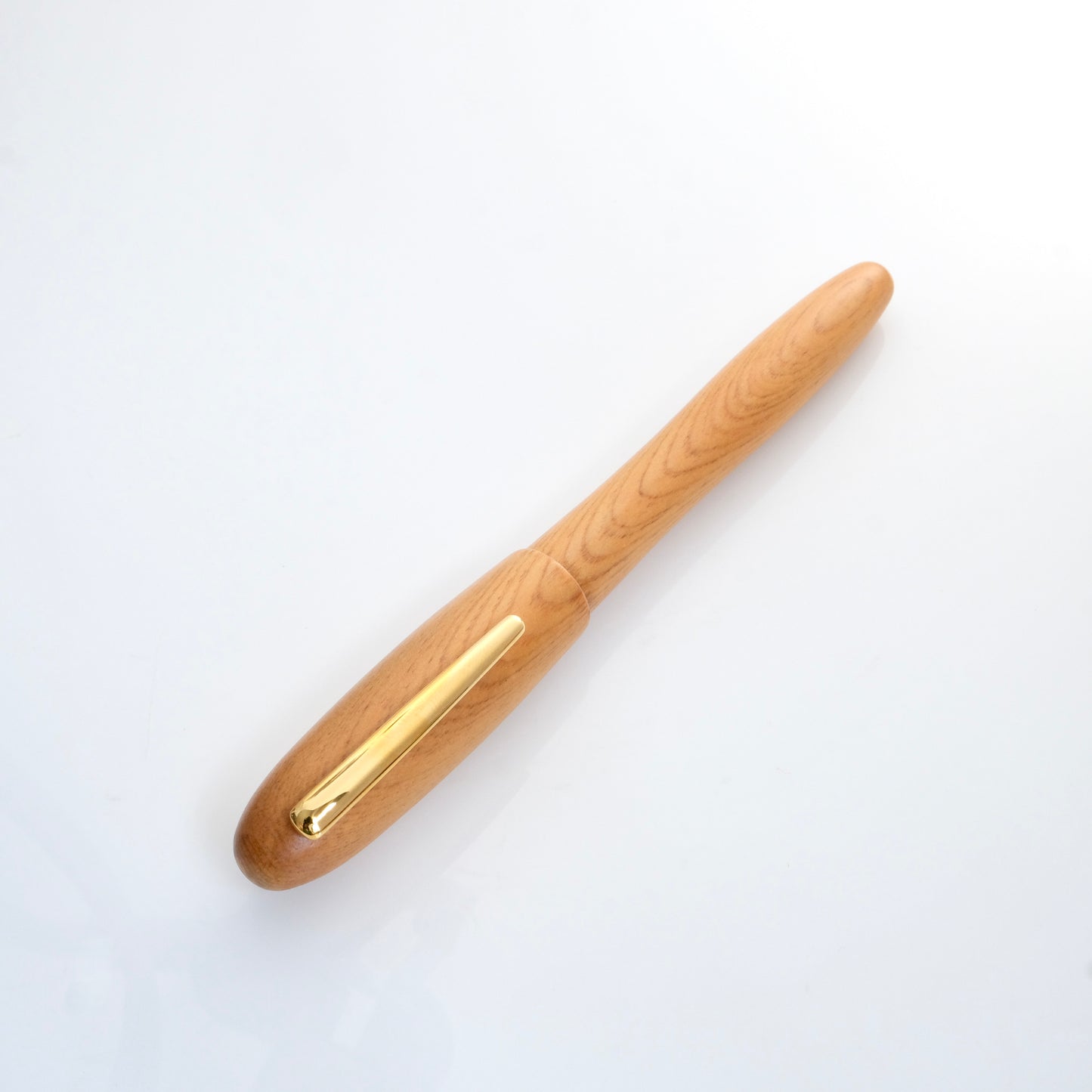 Tenny Shapely Hinoki Fountain Pen (台灣檜木)