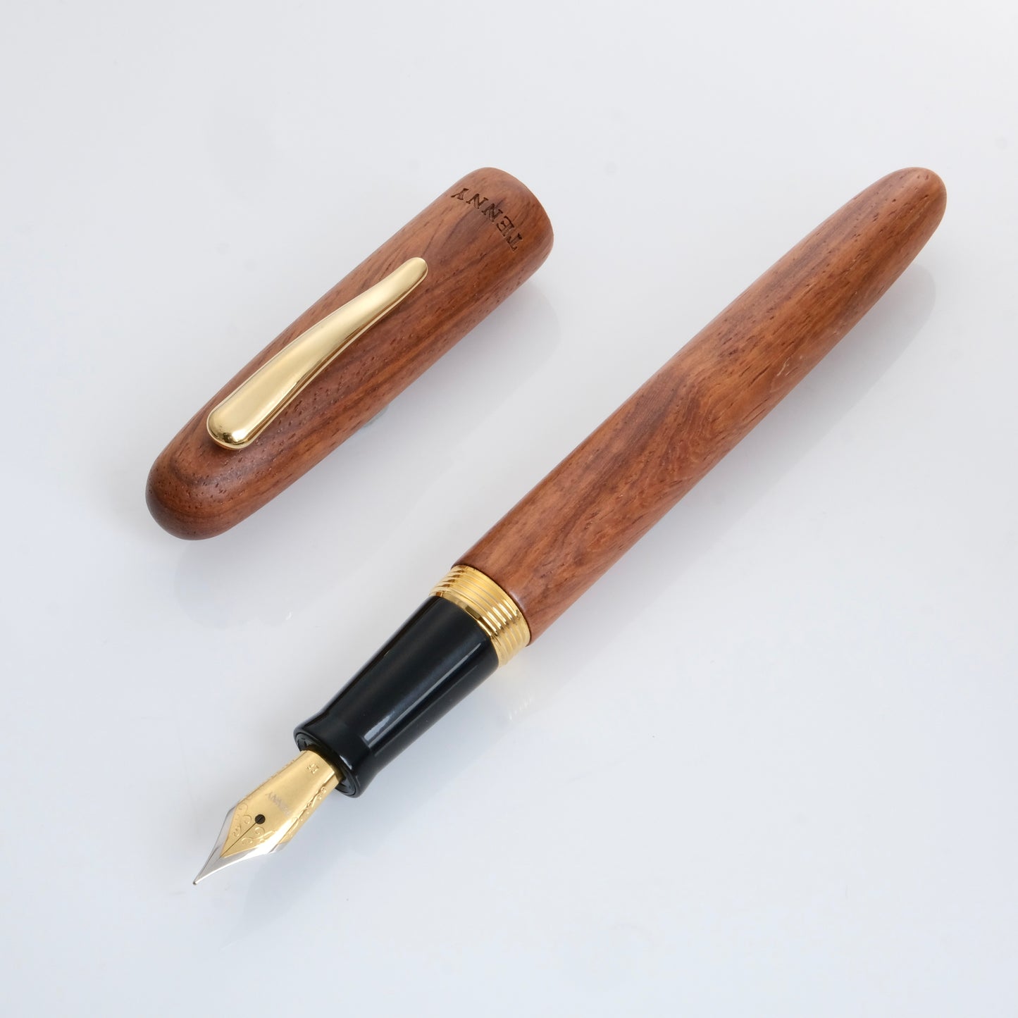Tenny Small Round Fountain Pen - Burmese Rosewood (緬甸花梨木)