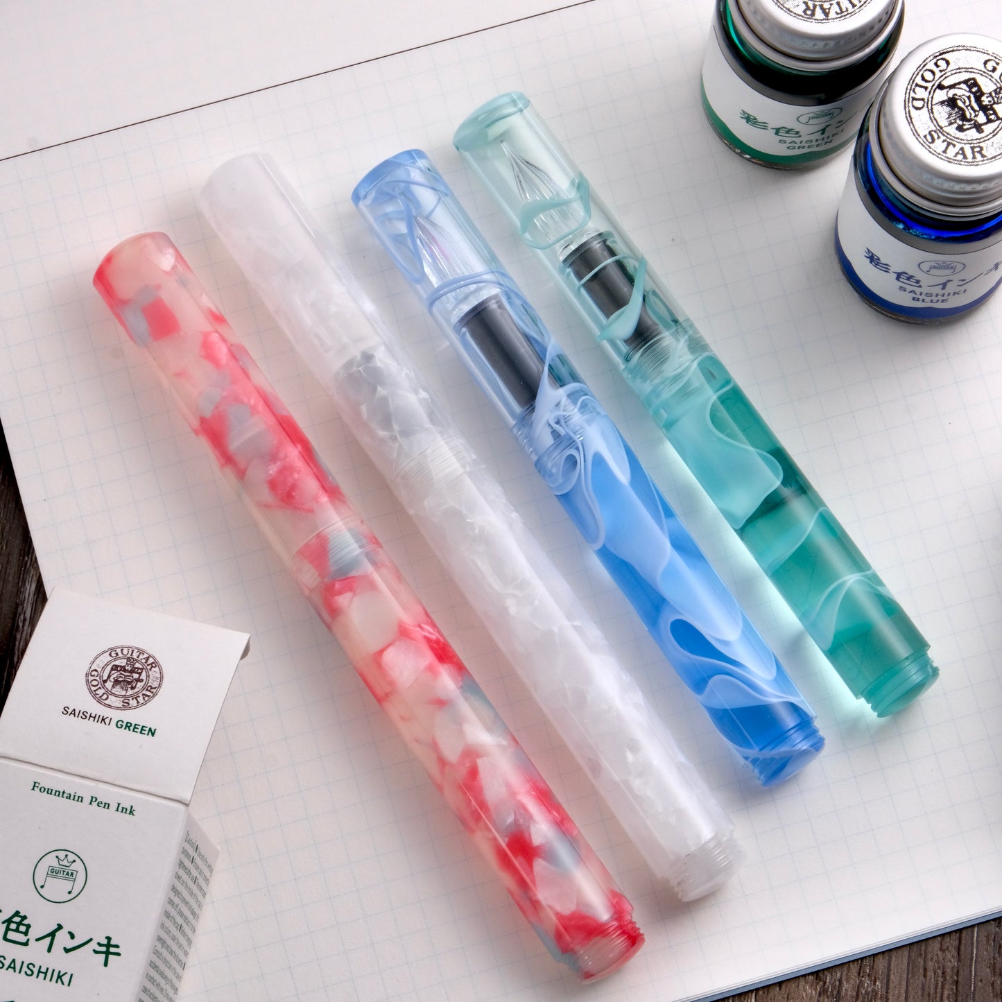 Teranishi Chemical Industry Guitar Glass Pen - Jelly Red