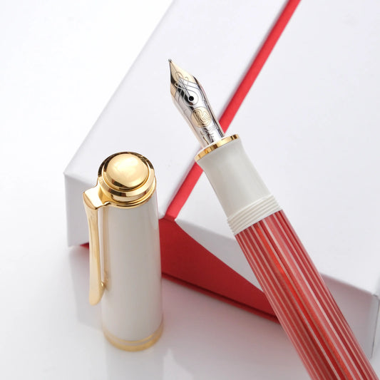 Pelikan M600 Fountain Pen - Red & White (2023 Christmas Edition)