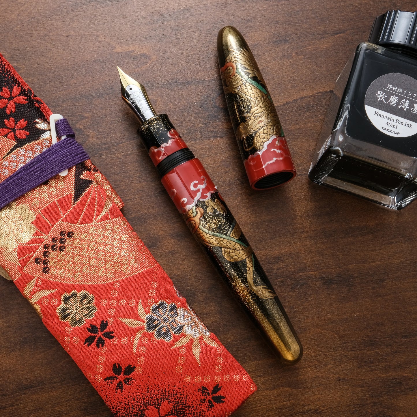Taccia Empress Maki-e Fountain Pen - Double Dragon (2024 Limited Edition)