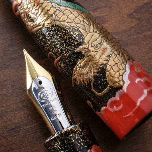 Taccia Empress Maki-e Fountain Pen - Double Dragon (2024 Limited Edition)