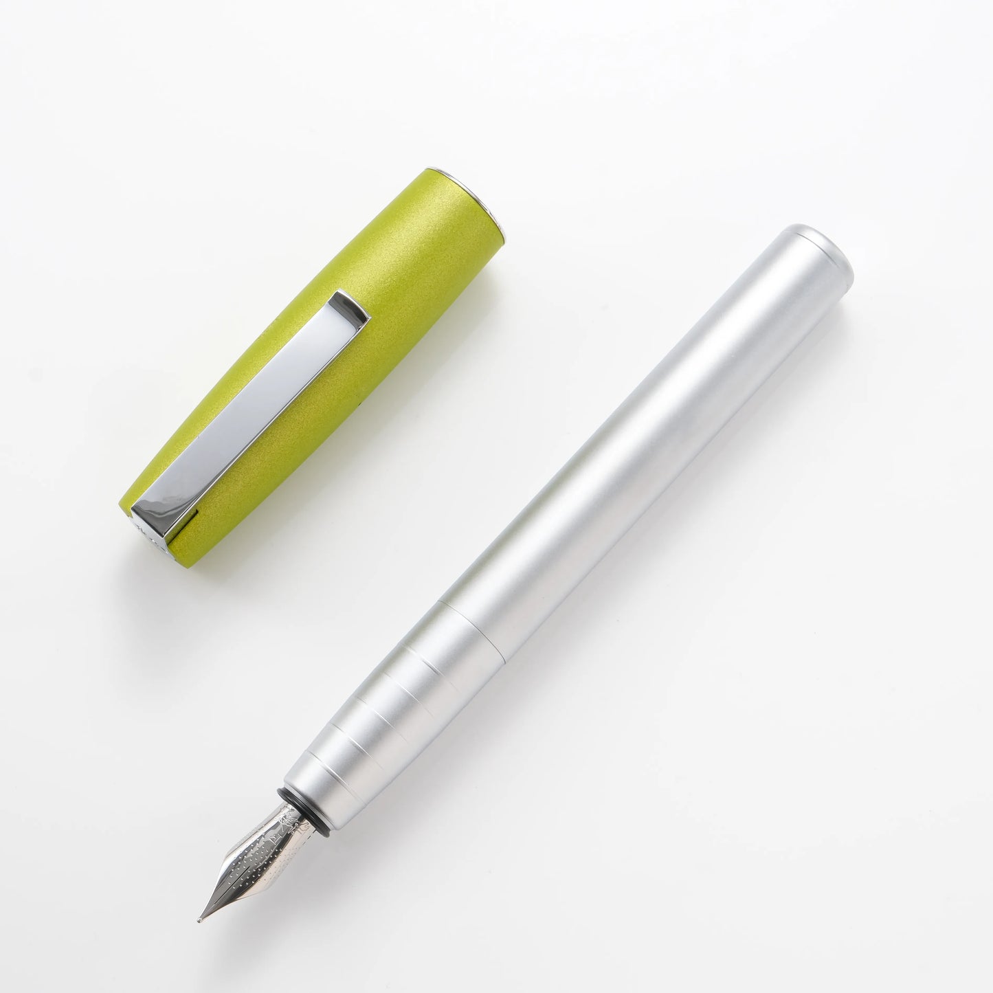 Faber-Castell Loom Fountain Pen Gift Set - Grass Green