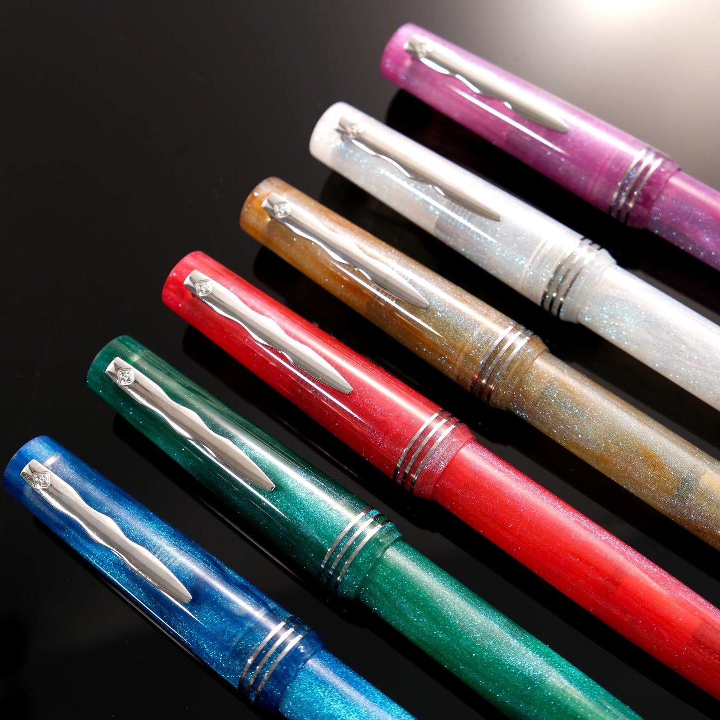 Cypress Urban Speedster Flash Gold Fountain Pen - White