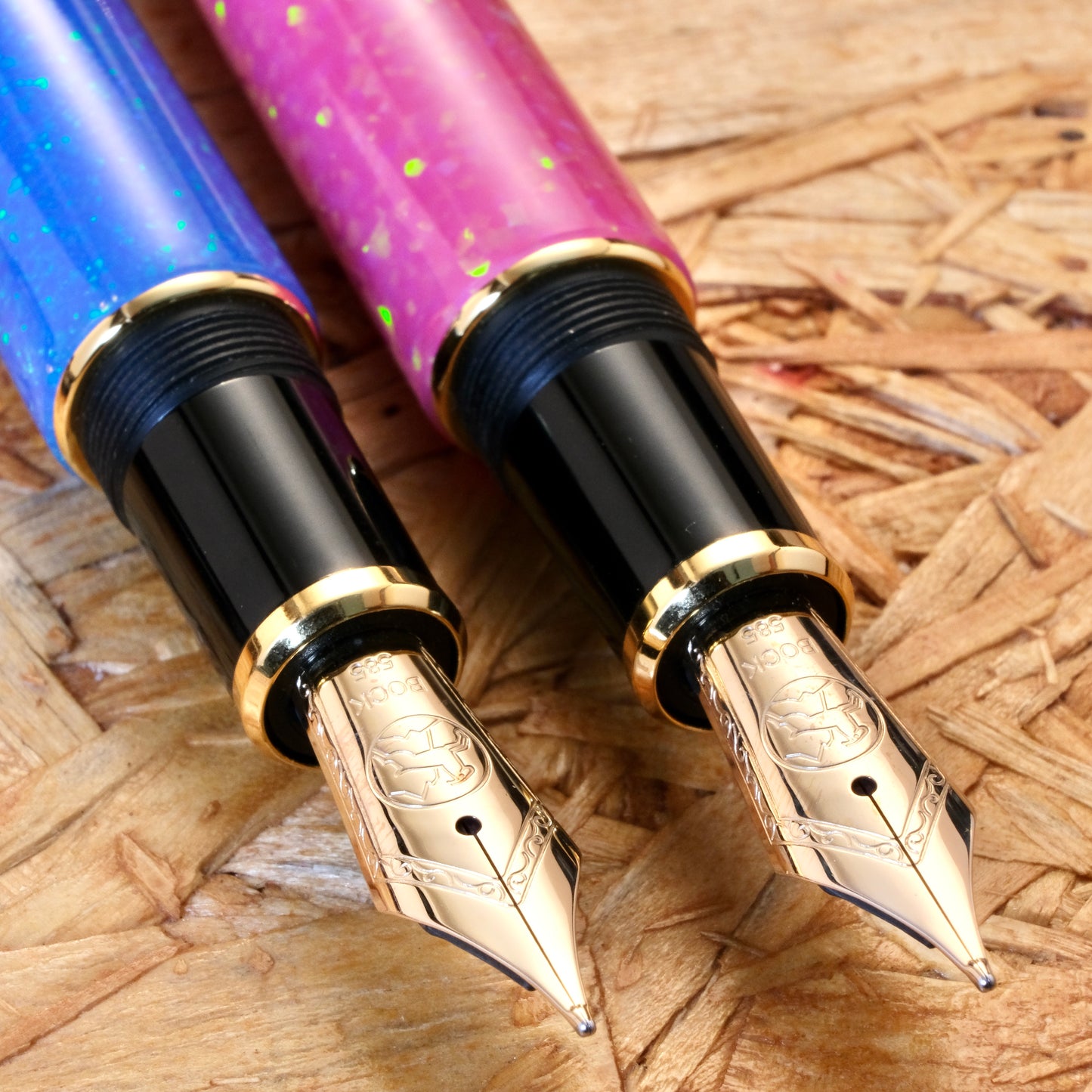 Kuretake Yumeginga Fountain Pen - Kyoto Opal - Pink