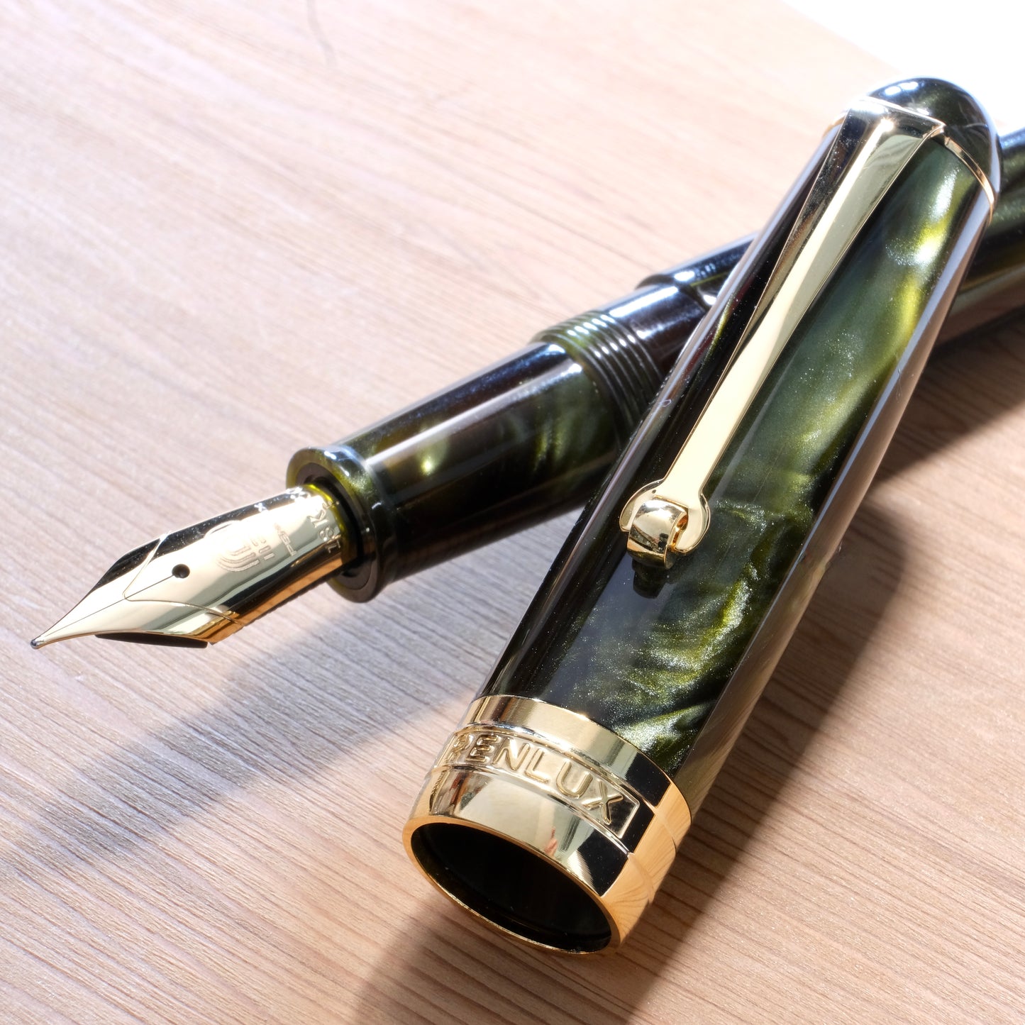 Penlux Masterpiece Delgado Fountain Pen - Moss