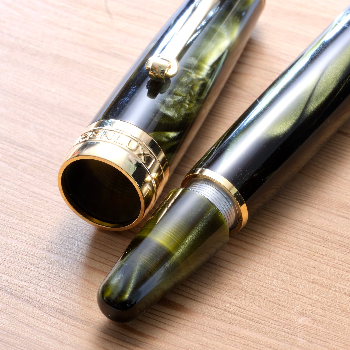 Penlux Masterpiece Delgado Fountain Pen - Moss