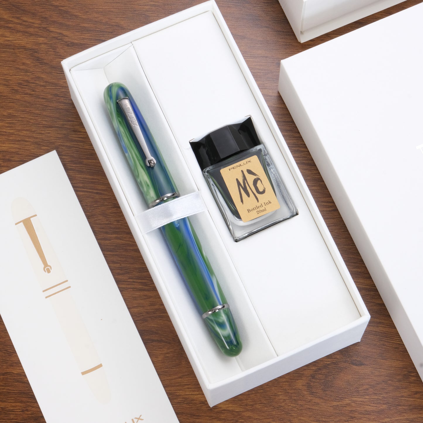 Penlux Elite Piston Filler Fountain Pen - Green Earth