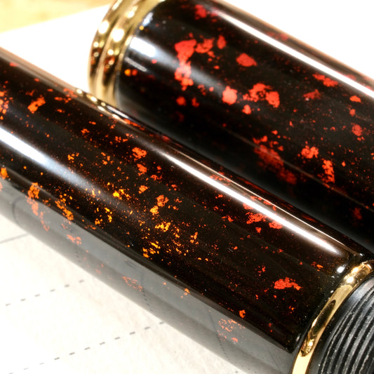 Kuretake Yumeginga Fountain Pen - Echizen Urushi Sandalwood Vermilion Red