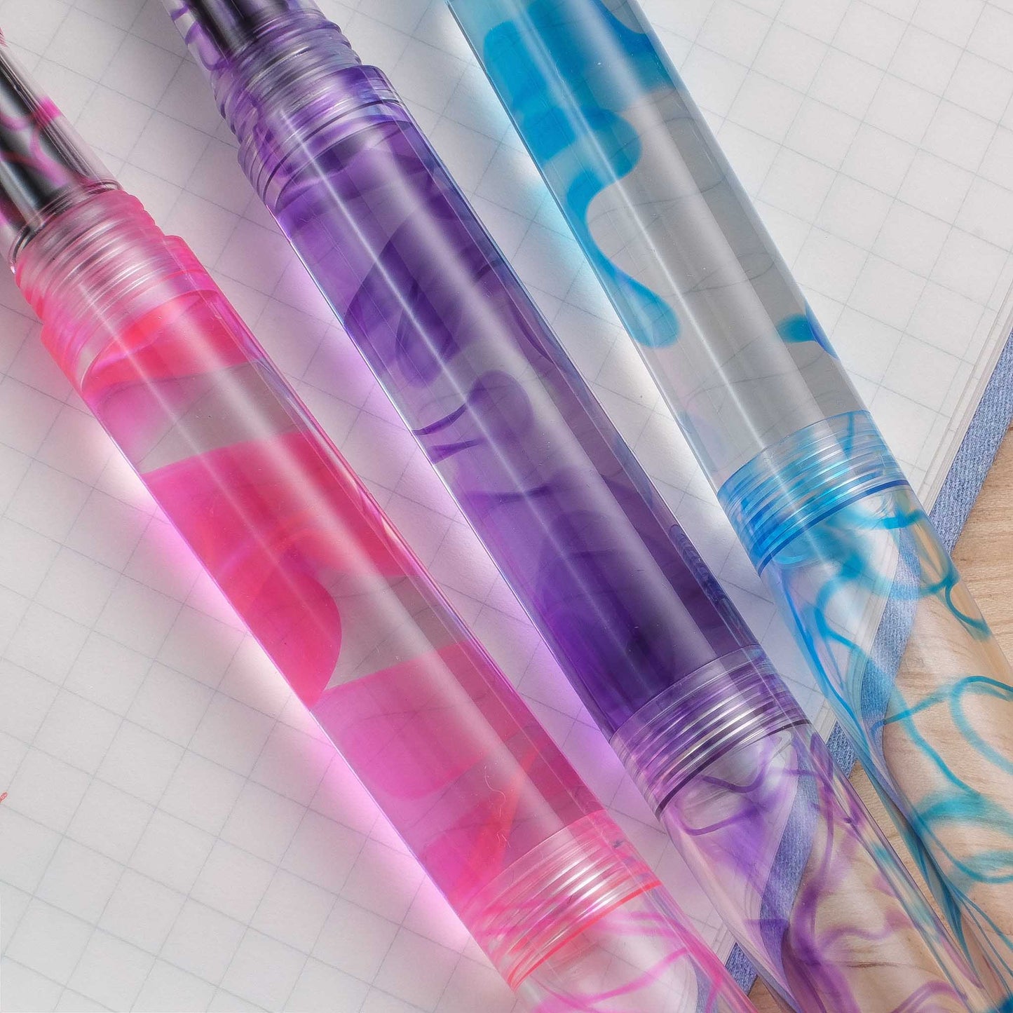 Teranishi Chemical Industry Guitar Glass Pen - Aqua Pink