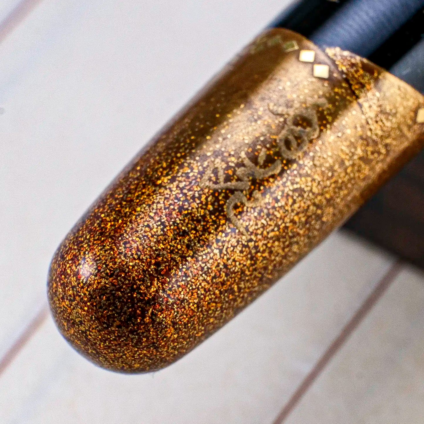 Platinum 3776 Kaga Taka Maki-e Fountain Pen - Hama no Matsu (Shore Pine)