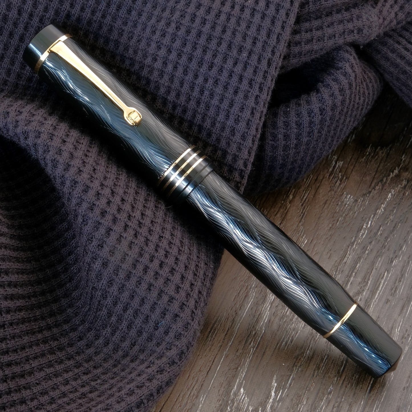 Leonardo Momento Audace Guilloché Fountain Pen - Black Intense (Limited Edition)
