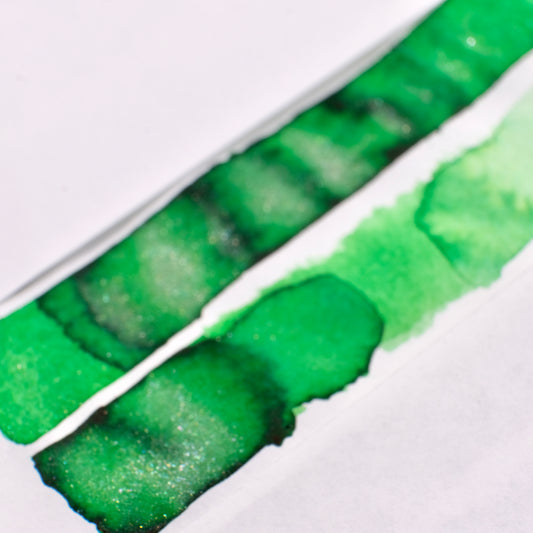 Diamine Ink-vent Purple Edition 2023 Fountain Pen Ink - Merry & Bright