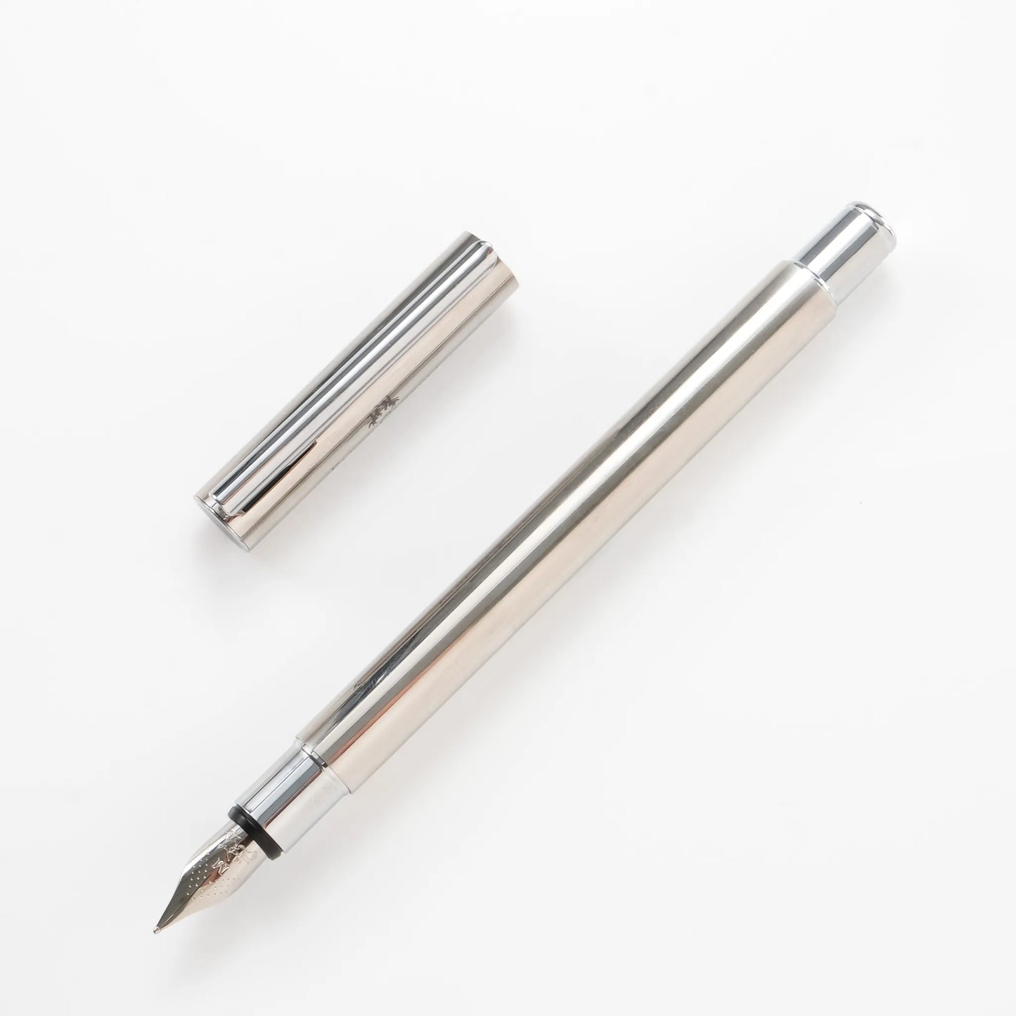 Faber-Castell Neo Slim Metal Fountain Pen - Silver Shiny