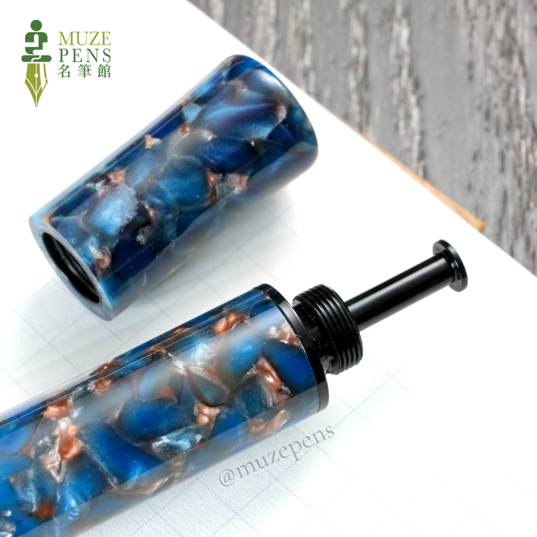 Fine Writing Int. Scepter Vacuum Filler Fountain Pen - Blue Scepter