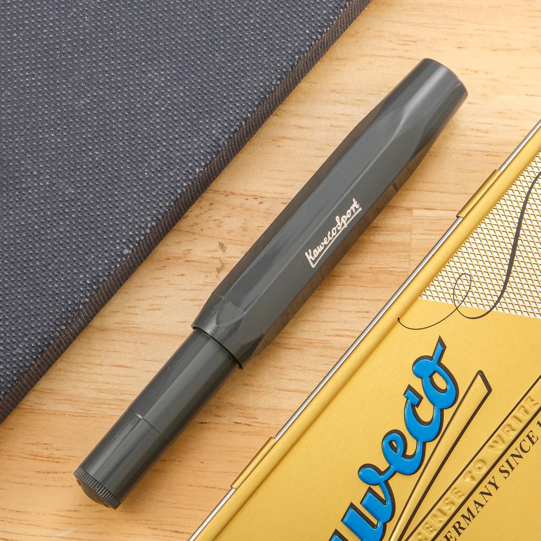 Kaweco 万年筆 グレー Kaweco Skyline Classic Sport Fountain Pen - Grey – Muze Pens