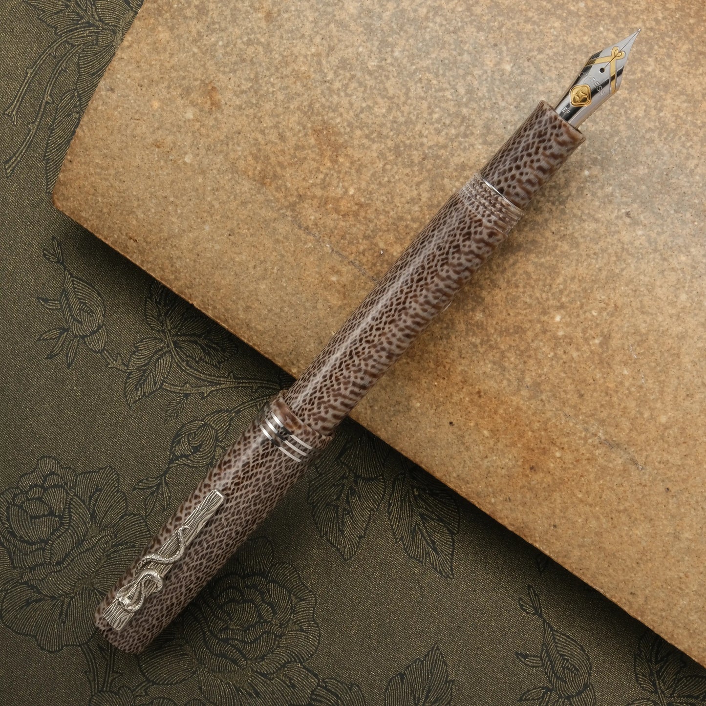 Muze x Cypress 5th Anniversary Cobra Fountain Pen