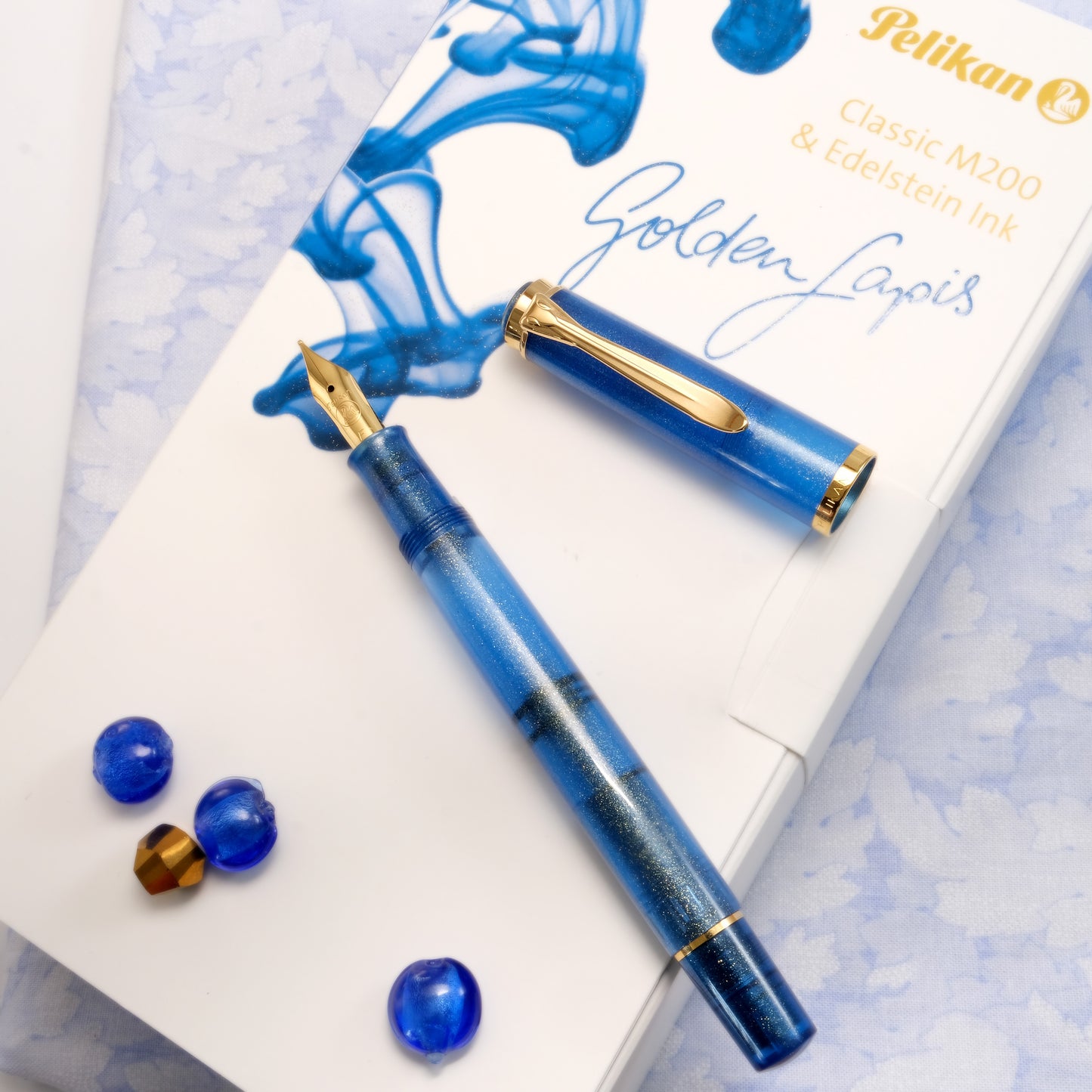 Pelikan M200 Special Edition Fountain Pen Set - Golden Lapis