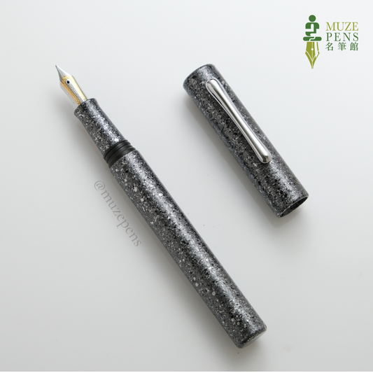 TACCIA Mikage-ishi (Granite Stone) Fountain Pen - Black