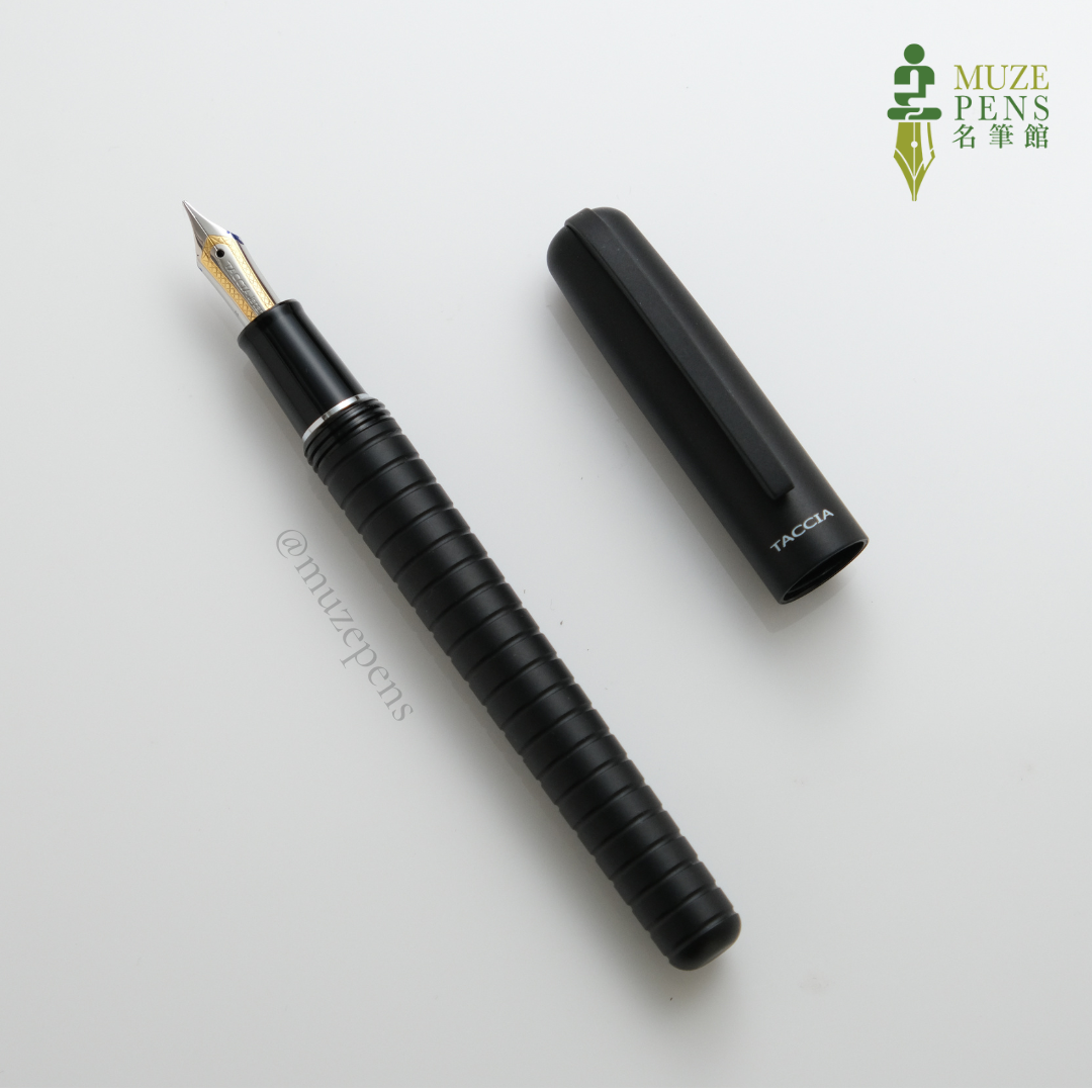TACCIA PENFORT Pinnacle Fountain Pen - Gunmetal Black