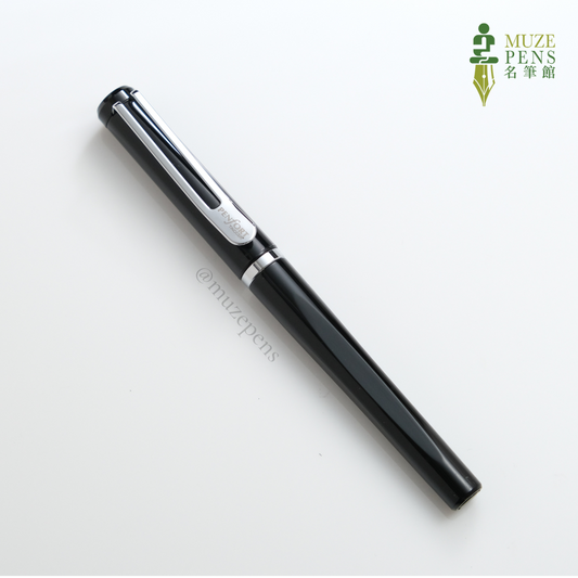 TACCIA PENFORT Facet Fountain Pen - Black