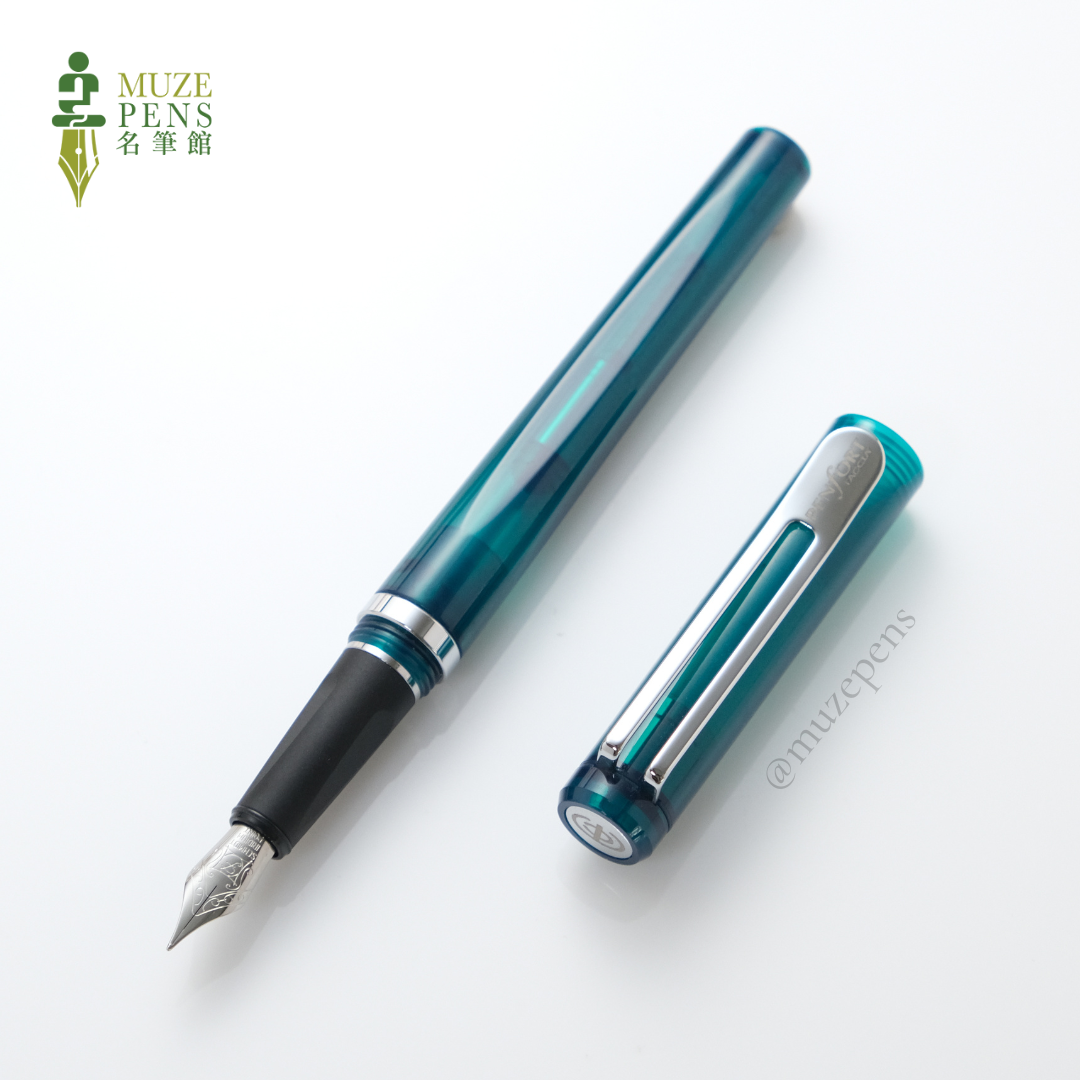 TACCIA PENFORT Facet Fountain Pen - Clear Green