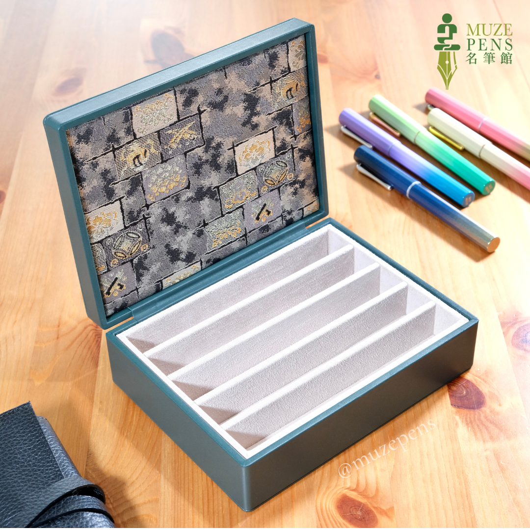 TACCIA Kin-ran x Leather 5 Slot Pen Storage Box - British Green