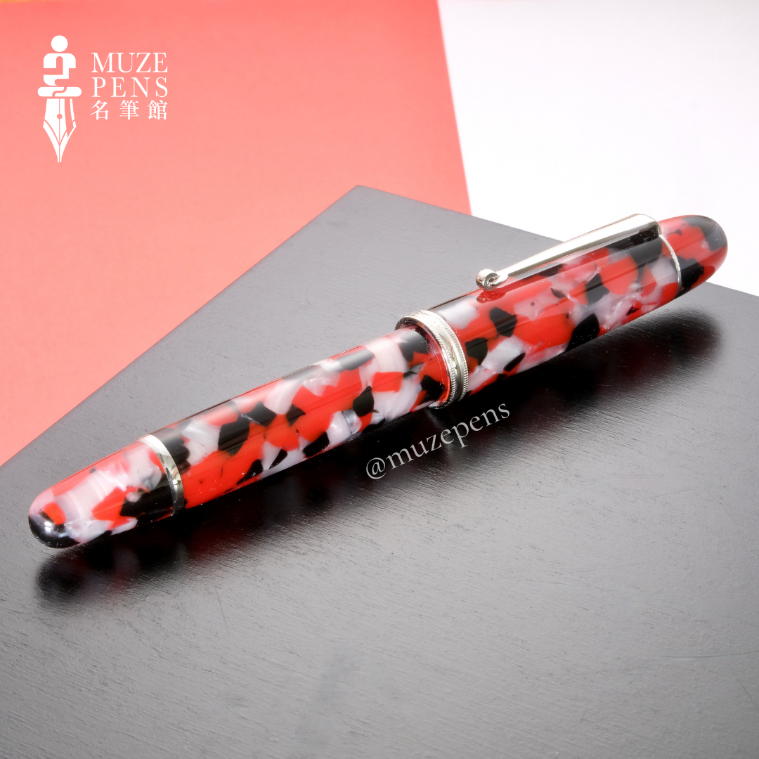 Penlux Masterpiece Grande Koi Fountain Pen - Koi King 彩錦鯉