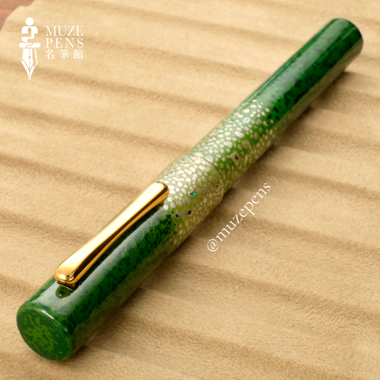 TACCIA Hyakko-Hisho Urushi Fountain Pen - Waka-Ya-Nagi (Limited Edition)