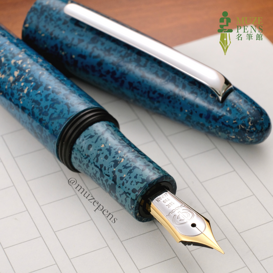 TACCIA Hyakko-Hisho Kiwami Urushi Fountain Pen - Seiheki (Limited Edition)