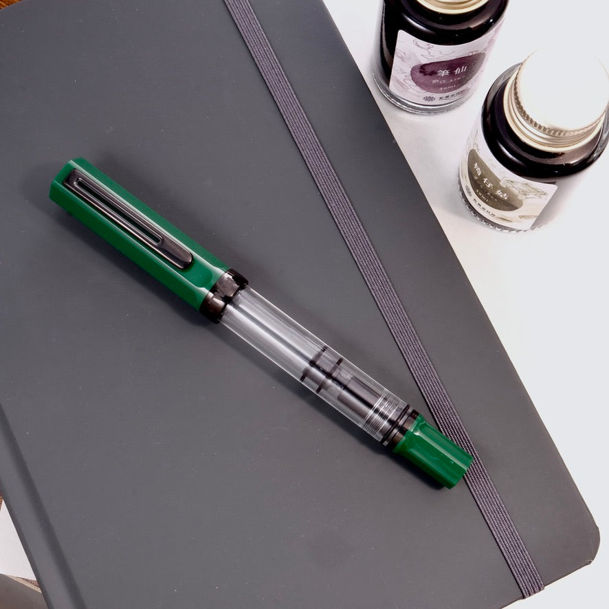 TWSBI ECO Fountain Pen - Irish Green with Onyx
