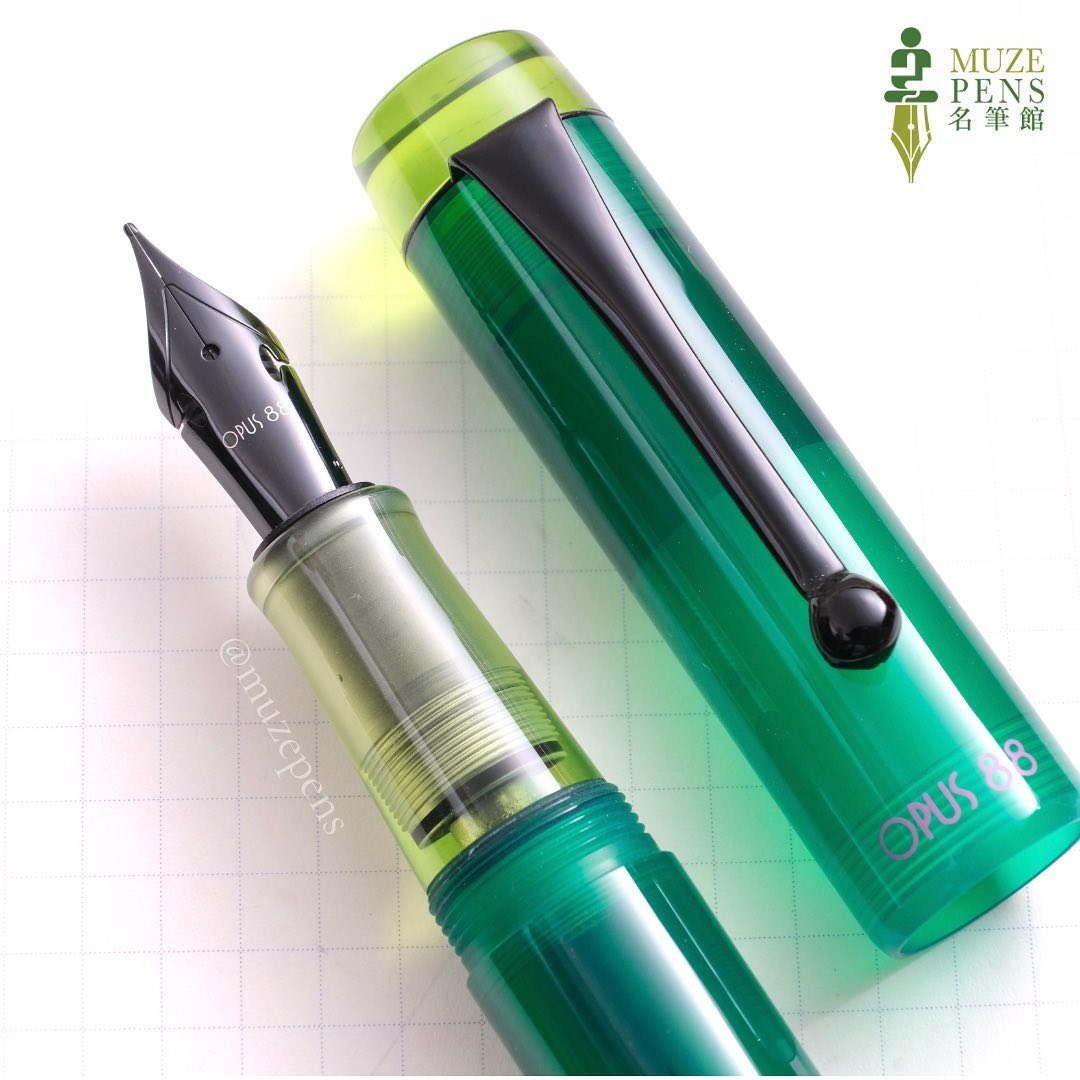 Opus 88 Demo Eyedropper Fountain Pen － Green (Limited Edition)