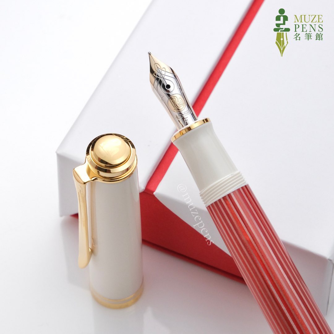 Pelikan M600 Fountain Pen - Red & White (2023 Christmas Edition)  活塞鋼筆 - 紅白條紋
