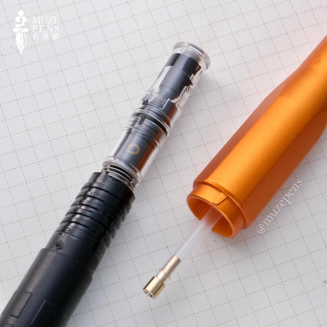 UNI Kurutoga Dive 0.5mm Mechanical Pencil - Dense Green