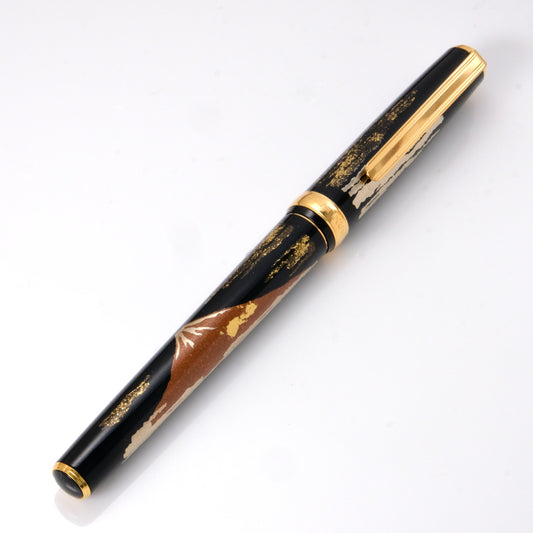 Platinum Vicoh Modern Maki-e Fountain Pen － Red Mt. Fuji
