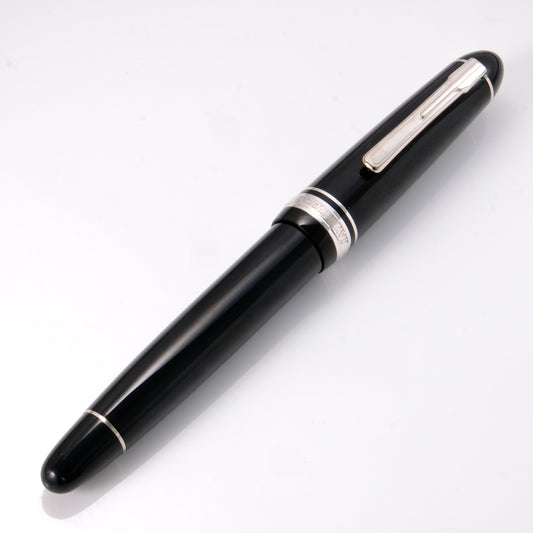 Platinum President Fountain Pen - Black (Silver Trim)