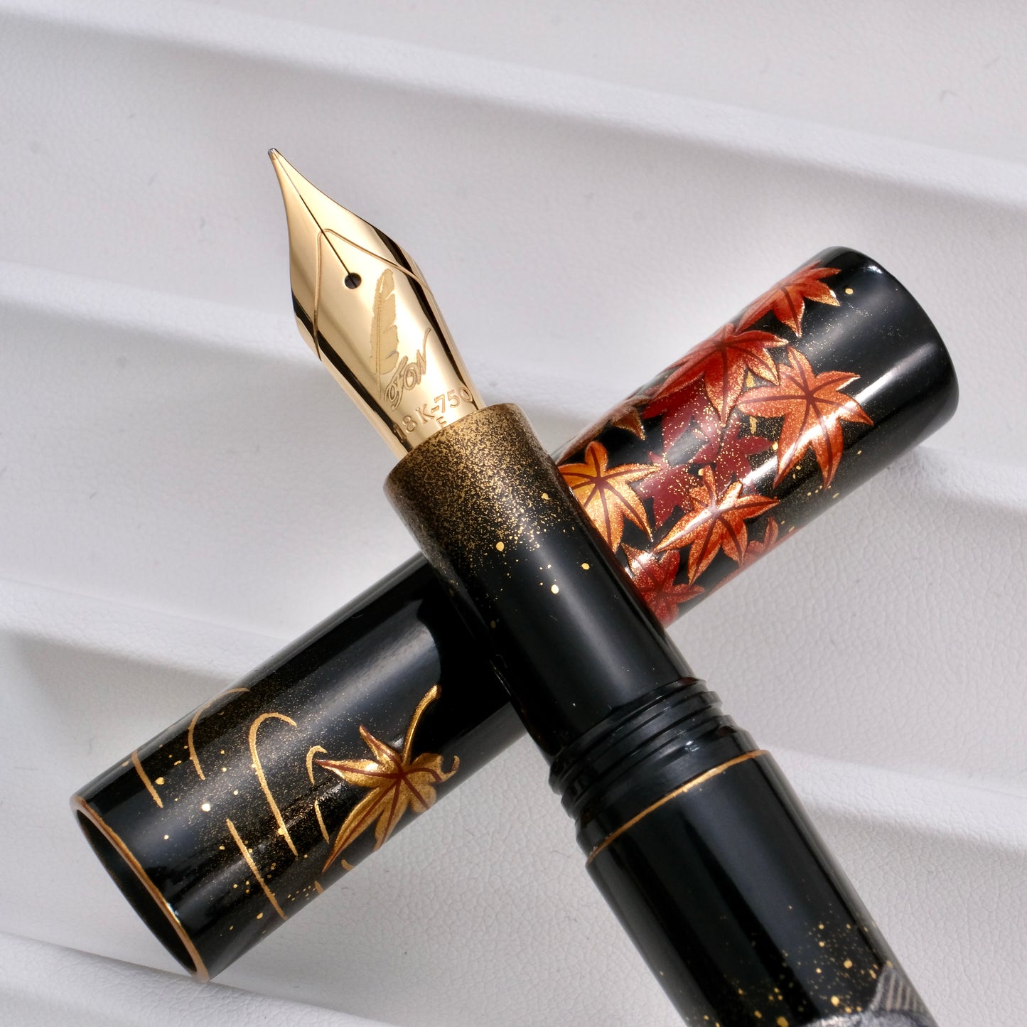 Fine Writing Int. Maki-e Fountain Pen － Formosan Salmon (Limited Edition)