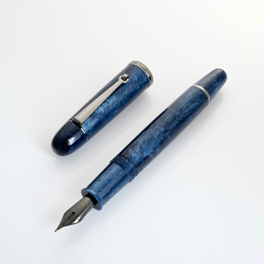 Penlux Masterpiece Grande Great Natural Limited Edition Fountain Pen - Galaxy 活塞鋼筆 - 銀河