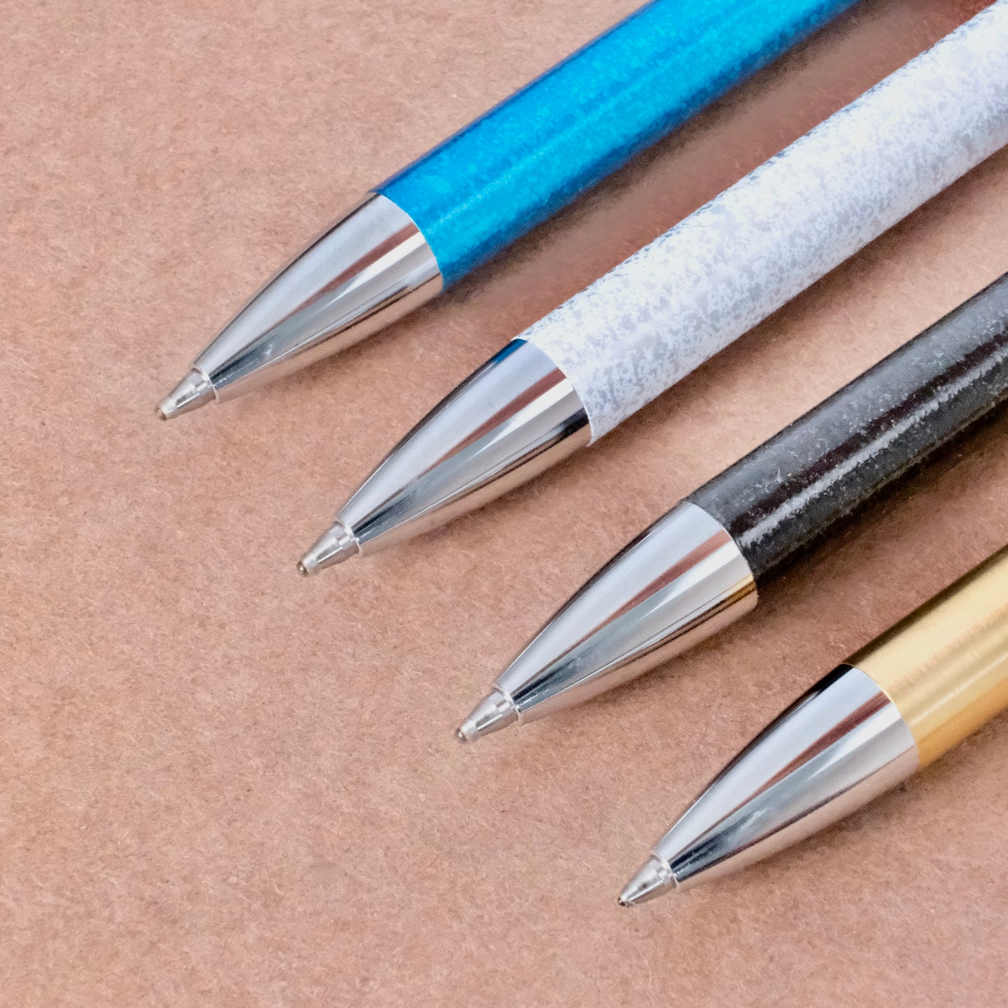 TACCIA PENFORT Lumicresta Ballpoint Pen - White